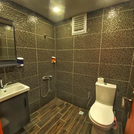 Ulubat Castle מלון