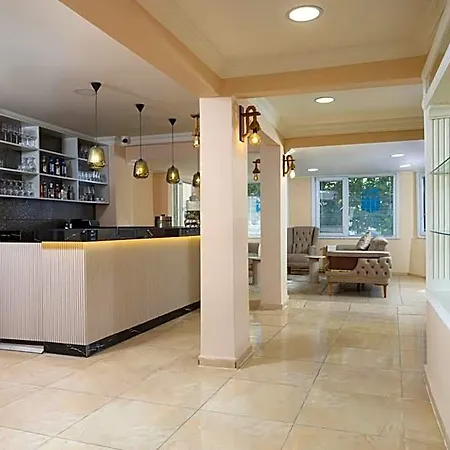 Hotel Ulubat Castle 4*