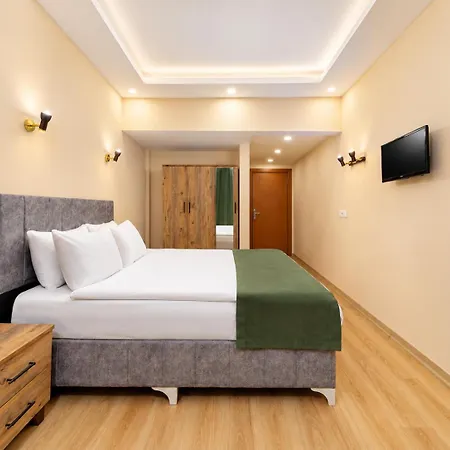 Hotel Ulubat Castle 4*
