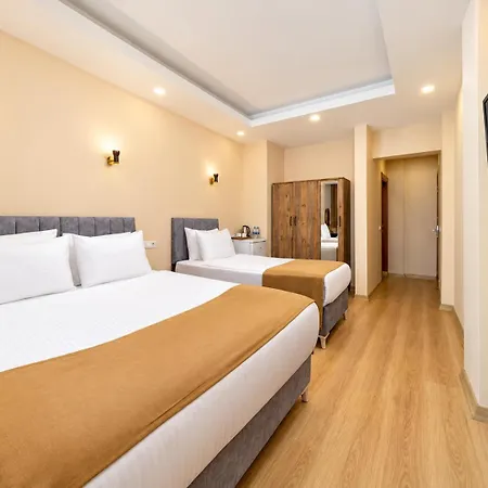 Ulubat Castle Hotel