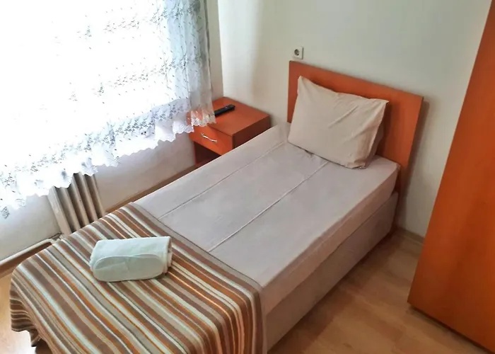 Ulubat Castle Отель 3*